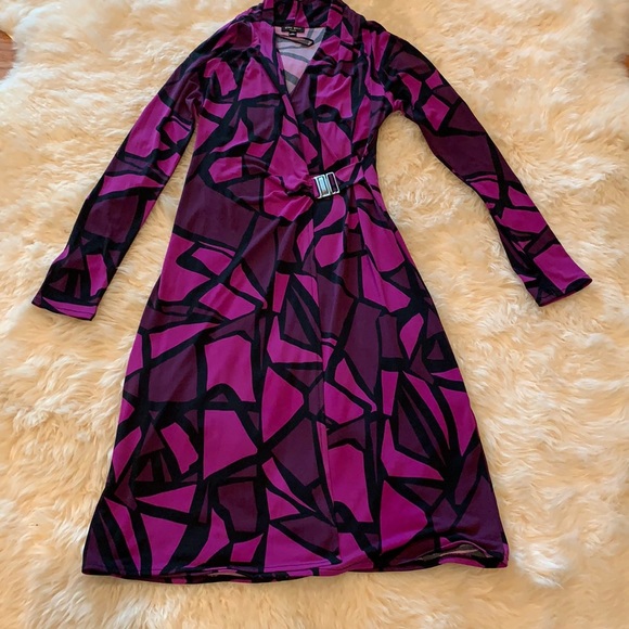 Dresses & Skirts - Beautiful Women’s  Dress 👗.size PP